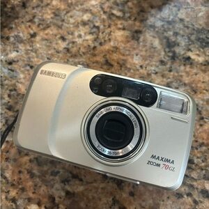 Samsung Maxima Zoom 70GL 35mm Point Shoot Film Camera Tested